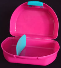 Lade das Bild in den Galerie-Viewer, BROTDOSEN -BOX MIT INNERER TRENNUNG - Kunststoff, Einhorn Regenbogen Wolken Motiv Dekor, Verschließ- & Aufklappbar