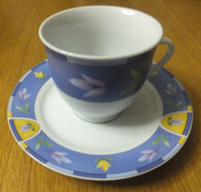 Lade das Bild in den Galerie-Viewer, UNTERTASSE "Betty" - Porzellan, Pflanzen Tulpen Blumenblüten Flora Abstrakt Motiv Dekor