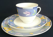 Lade das Bild in den Galerie-Viewer, 3er KAFFEEGEDECK "Betty" - Porzellan, Pflanzen Tulpen Blumenblüten Flora Abstrakt Motiv Dekor