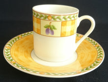 Lade das Bild in den Galerie-Viewer, 2er Set ESPRESSOTASSEN "Flirt" "Country Garden" - Porzellan, Meliertes Ranken Punktkreise Flora Pflaumen Geometrisches Motiv Dekor