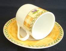 Lade das Bild in den Galerie-Viewer, ESPRESSOTASSE "Flirt" "Country Garden" - Porzellan, Meliertes Ranken Punktkreise Flora Pflaumen Geometrisches Motiv Dekor