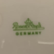 Lade das Bild in den Galerie-Viewer, SAMMELTELLERCHEN UNTERSETZER - Porzellan, Orientalisches Frau mit Geige Blumenblüten Pflanzen Motiv Dekor, Björn Wiinblad Designer