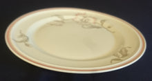 Lade das Bild in den Galerie-Viewer, 2er Set DESSERTTELLER - "Winifred" - Porzellan, Blumen / Linien Klassisch Dekor
