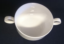 Lade das Bild in den Galerie-Viewer, SUPPENTASSE - Porzellan, Klassisch Style, Zweifärbiges Dekor