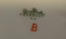 Lade das Bild in den Galerie-Viewer, SUPPENTASSE - Porzellan, Klassisch Style, Zweifärbiges Dekor