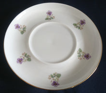 Lade das Bild in den Galerie-Viewer, KAFFEETASSE - Porzellan, Blumen Goldrand Dekor (2. Wahl)