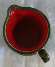 Lade das Bild in den Galerie-Viewer, 2er Set MILCHKÄNNCHEN & ZUCKERDOSE OHNE DECKEL "Tirol" - Keramik / Steingut, Rosen Motiv Dekor, Handbemalt