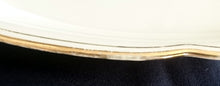 Lade das Bild in den Galerie-Viewer, SERVIERPLATTE - Porzellan, Ovale Form, Klassisch Goldrand Dekor
