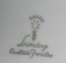 Lade das Bild in den Galerie-Viewer, SERVIERPLATTE - Porzellan, Ovale Form, Klassisch Goldrand Dekor