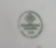 Lade das Bild in den Galerie-Viewer, SUPPENTASSE - Porzellan, Klassisch Style, Rosenmotiv Goldrand Dekor