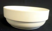 Lade das Bild in den Galerie-Viewer, DESSERTSCHALE - Porzellan, Einfärbiges Dekor