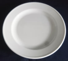 Lade das Bild in den Galerie-Viewer, DESSERTTELLER - Porzellan, Einfärbiges Klassisch Dekor (A)