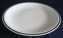 Lade das Bild in den Galerie-Viewer, SPEISETELLER - Porzellan, Silberrand Linien Dekor