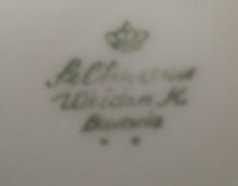 Lade das Bild in den Galerie-Viewer, 2er Set 2er TEEGEDECKE - Porzellan, Enzian Blumenblüten Goldrand Dekor