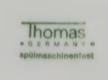 Lade das Bild in den Galerie-Viewer, EIERBECHER - Porzellan, Maiglöckchen-Blumen Dekor