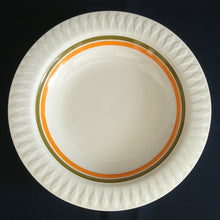 Lade das Bild in den Galerie-Viewer, 2er Set SUPPENTELLER - Porzellan, Linien Tropfenform Relief Dekor
