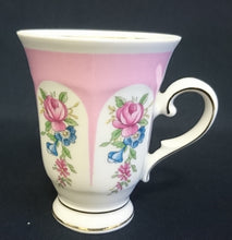 Lade das Bild in den Galerie-Viewer, ESPRESSOTASSE - Porzellan, Goldrand Linien Blumen Motiv Dekor