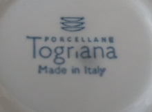 Lade das Bild in den Galerie-Viewer, MOCCA UNTERTASSE - Porzellan, Einfärbiges Klassisch Dekor