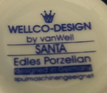 Lade das Bild in den Galerie-Viewer, 2er Set 2er KAFFEEGEDECKE "Santa" - Porzellan, Weihnachtsmann Nikolaus Sterne Schneeflocken Geschenke Motiv Dekor