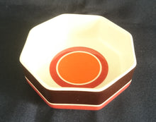 Lade das Bild in den Galerie-Viewer, SCHÄLCHEN "Avantgarde" - Keramik / Steingut, Modernes Kreise Streifen Dekor, Mittig Orange