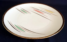 Lade das Bild in den Galerie-Viewer, DESSERTTELLER - Porzellan, Goldrand Relief Linien Balken Abstrakt Motiv Dekor