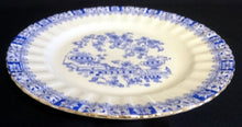 Lade das Bild in den Galerie-Viewer, 2er Set DESSERTTELLER - Porzellan, China Blau Goldrand Relief Dekor