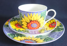 Lade das Bild in den Galerie-Viewer, DESSERTTELLER - Porzellan, Sonnenblumen Blüten Pflanzen Motiv Dekor