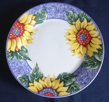 Lade das Bild in den Galerie-Viewer, 2er Set DESSERTTELLER, Porzellan, Sonnenblumen Blüten Pflanzen Motiv Dekor