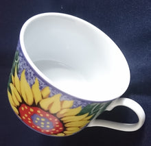 Lade das Bild in den Galerie-Viewer, KAFFEETASSE - Porzellan, Sonnenblumen Blüten Pflanzen Motiv Dekor