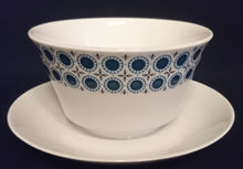 Lade das Bild in den Galerie-Viewer, SAUCIER - Porzellan, Kreise Pluszeichen Abstrakt Dekor