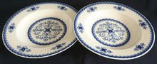 Lade das Bild in den Galerie-Viewer, 2er Set SUPPENTELLER "Scharffeuer" - Porzellan, Kobalt Abstrakt Indischblau Strohblume Motiv Relieflinien Dekor
