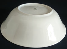 Lade das Bild in den Galerie-Viewer, 2er Set MITTELGROßE & GROßE BEILAGENSCHÜSSEL "Scharffeuer" - Porzellan, Kobalt Abstrakt Indischblau Strohblume Motiv Relieflinien Dekor