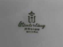 Lade das Bild in den Galerie-Viewer, DESSERT SAMMELTELLER - Porzellan, Rosenblumen Kreise Abstrakt Goldrand Dekor