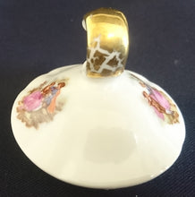 Lade das Bild in den Galerie-Viewer, KAFFEEKANNE MIT DECKEL - Porzellan, Goldrand Barock Dekor