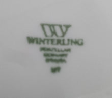 Lade das Bild in den Galerie-Viewer, UNTERTASSE - Porzellan, Indisch Blau Strohblumen Dekor