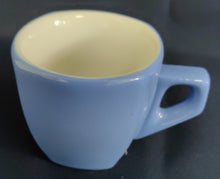 Lade das Bild in den Galerie-Viewer, 9er Set ESPRESSOGEDECKE &amp; STÄNDER - Porzellan Metall, Einfärbiges Modernes Alfredo Aufschrift Motiv Dekor
