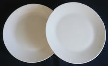 Lade das Bild in den Galerie-Viewer, 2er Set DESSERTTELLER &quot;2. Wahl&quot; - Porzellan, Einfärbiges Gastronomisches Motiv Dekor
