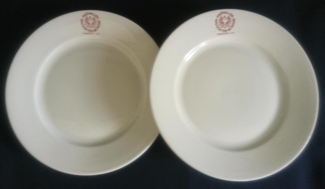 2er Set SPEISETELLER - Porzellan, Festhallen Gaststätten Betriebe Frankfurt aM Aufschrift Adler Motiv Dekor