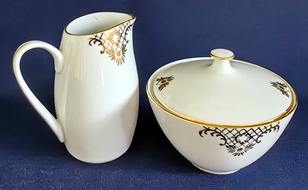 3er Set MILCHKÄNNCHEN & ZUCKERDOSE MIT DECKEL - Porzellan, Goldrand Geometrisch Abstrakt Symbol Zeichen Wappen Dekor Motiv