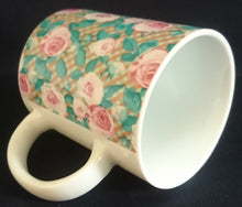 Lade das Bild in den Galerie-Viewer, KAFFEETASSE - Porzellan, Flora Blüten Blatt Blätter Rosenblumen Gartenbeet
