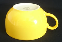 Lade das Bild in den Galerie-Viewer, KAFFEETASSE &quot;Ingres Weiss&quot; - Porzellan, Klassisches Zweifärbiges Motiv Dekor (Grüner Stempel) (nBC)
