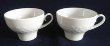 Lade das Bild in den Galerie-Viewer, TEETASSE - Porzellan, Symbol Fächer Muster Relief Motiv Dekor (BC)
