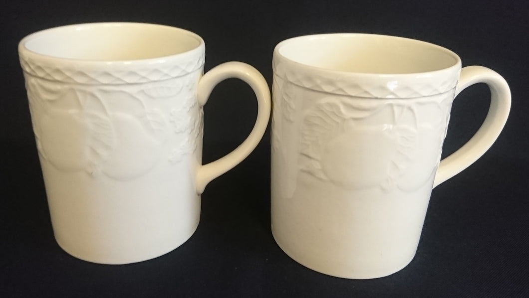 2er Set KAFFEETASSEN - Keramik / Steingut, Flora Obst Weintrauben Birnen Blatt Blüten Abstrakt Rand Relief Motiv Dekor