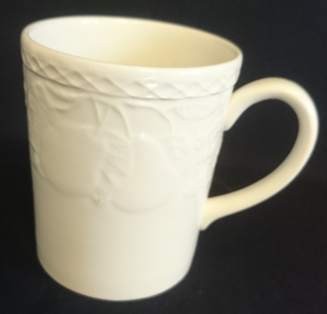 KAFFEETASSE - Keramik / Steingut, Flora Obst Weintrauben Birnen Blatt Blüten Abstrakt Rand Relief Motiv Dekor