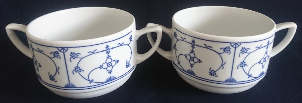 2er Set SUPPENTASSEN - Porzellan, Indisch Blau Strohblume Motiv Dekor (oBE)