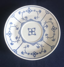 Lade das Bild in den Galerie-Viewer, 2er Set 2er SUPPENTASSEN GEDECKE - Porzellan, Indisch Blau Strohblumen Motiv Dekor
