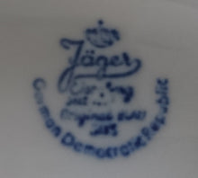 Lade das Bild in den Galerie-Viewer, 2er Set SUPPENTASSEN UNTERTELLER - Porzellan,  Indisch Blau Strohblumen Motiv Dekor
