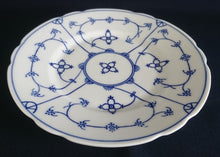 Lade das Bild in den Galerie-Viewer, 2er Set DESSERTTELLER - Porzellan, Indisch Blau Strohblumen Dekor
