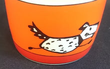 Lade das Bild in den Galerie-Viewer, 2er Set 2er KINDER~ TEEGEDECKE - Porzellan, Hunde Katzen Maus Comic Tatzen Knochen Spuren Abdrücke Motiv Dekor
