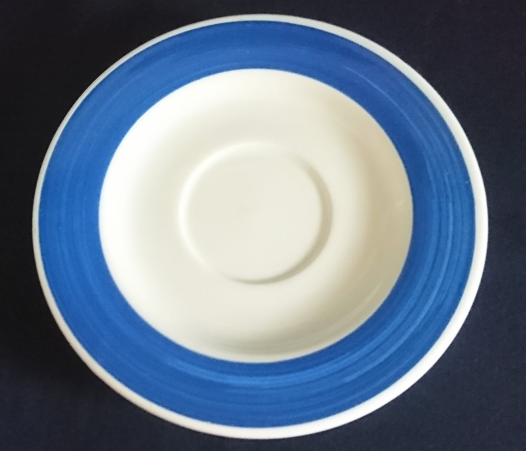 UNTERTASSE - Keramik / Steingut, Breiter Linien Relief Rand Dekor Motiv